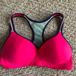Victoria’s Secret PINK Sports Bra